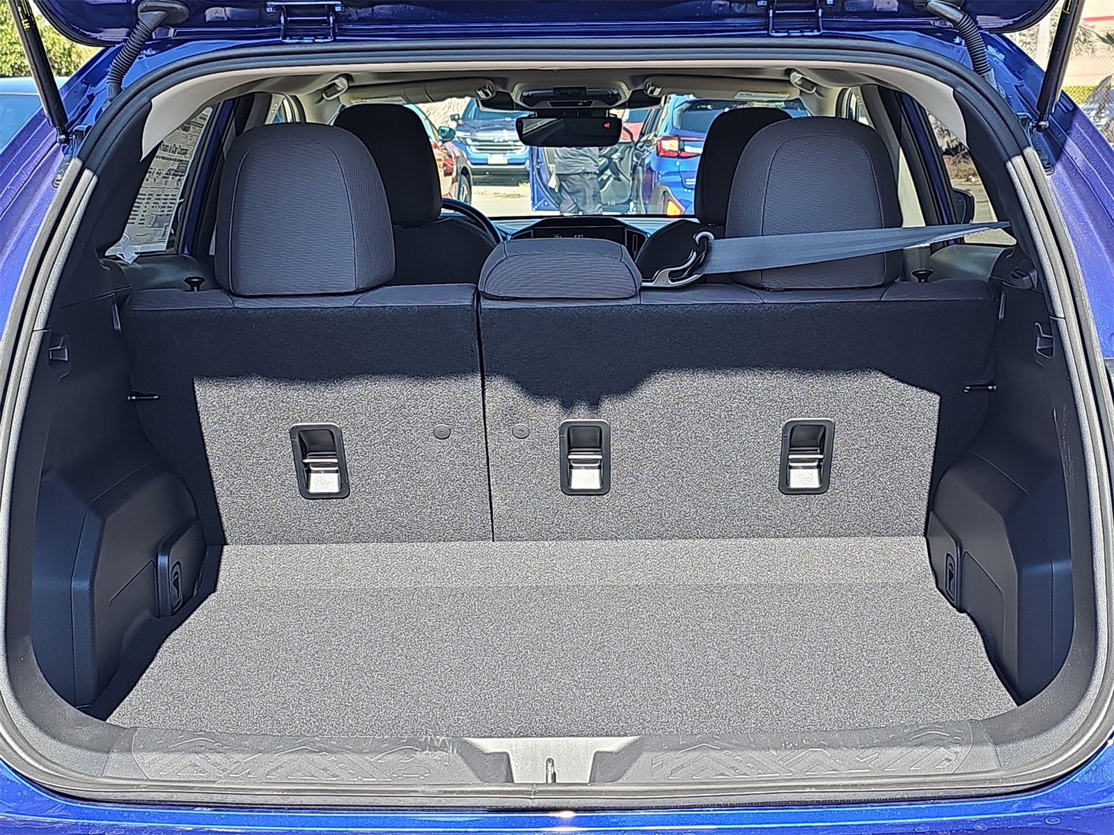 2025 Subaru Crosstrek Premium Image 11 of 37