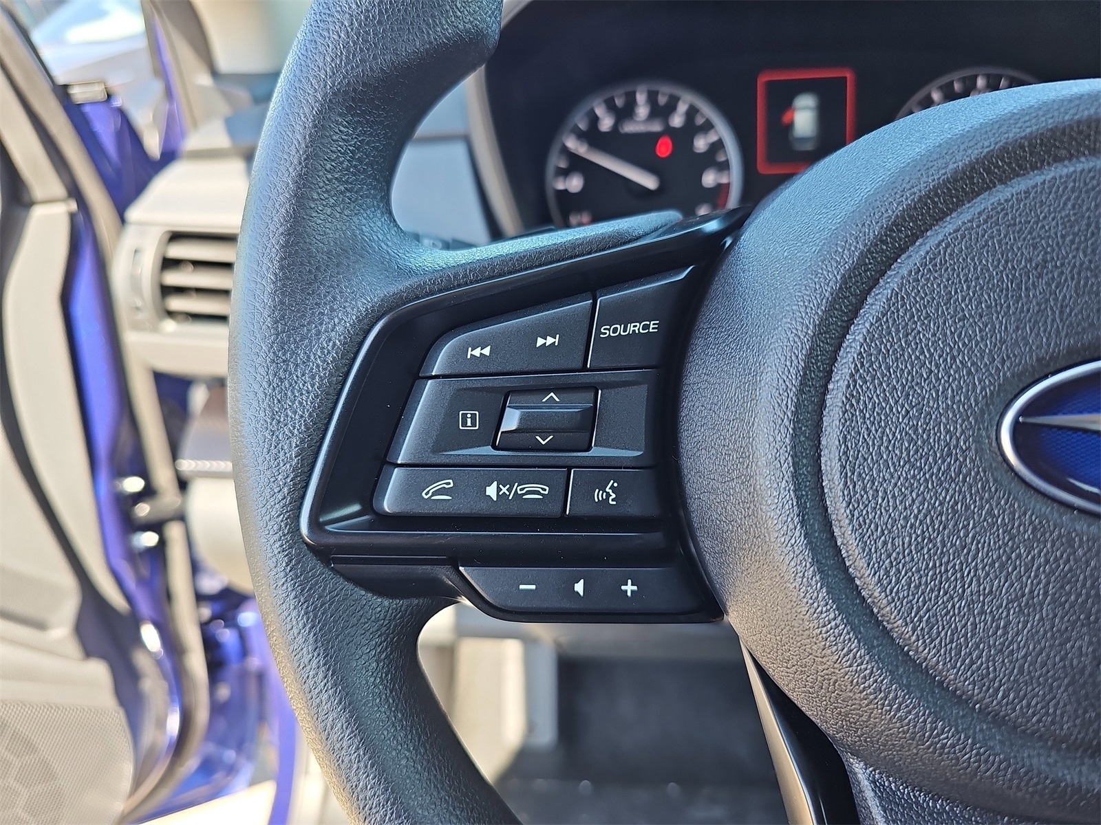 2025 Subaru Crosstrek Premium Image 18 of 37