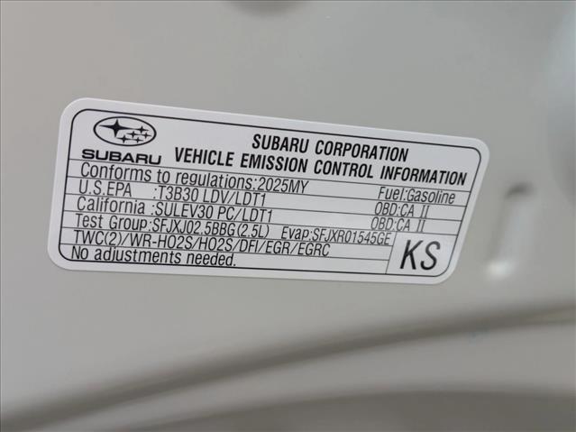 2025 Subaru Crosstrek Premium Image 15 of 17