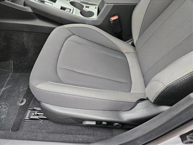 Vehicle image 17 of 17