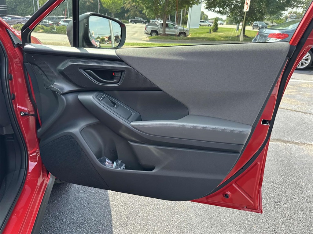 Vehicle image 8 of 25