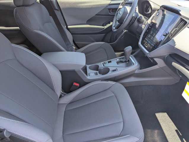 Vehicle image 14 of 25