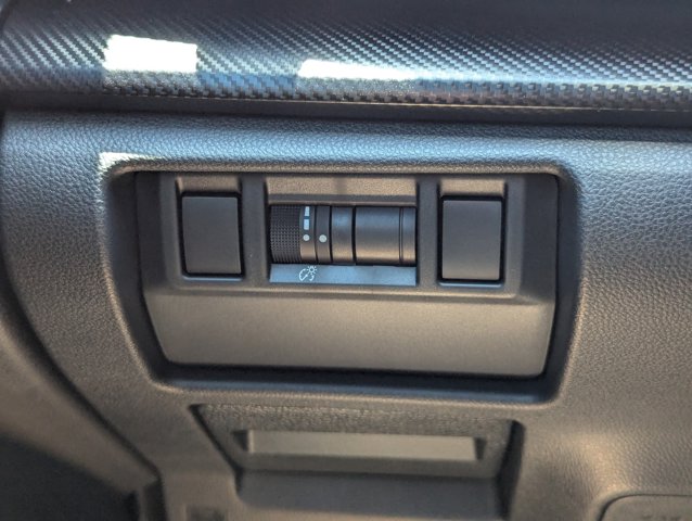 Vehicle image 24 of 25
