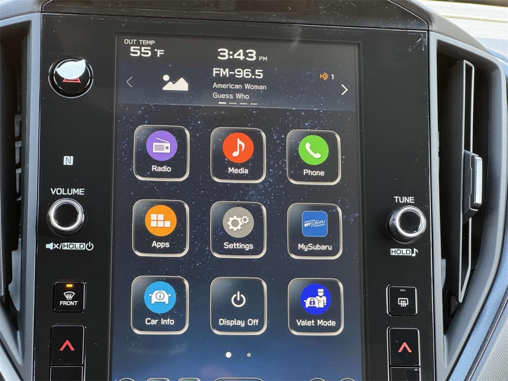 Vehicle image 21 of 26