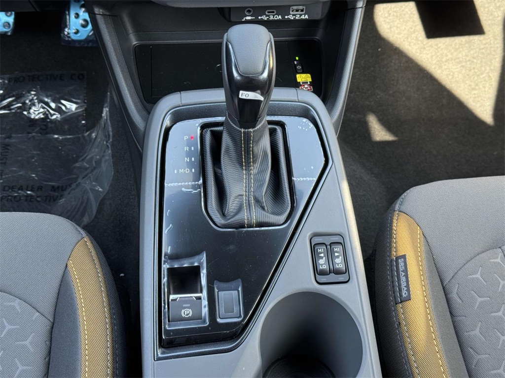 Vehicle image 24 of 26