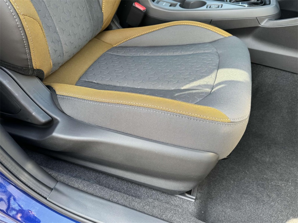 Vehicle image 9 of 26