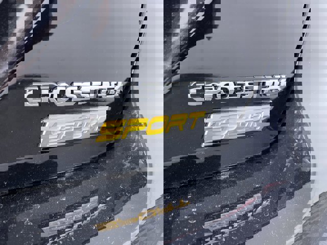 Vehicle image 24 of 27