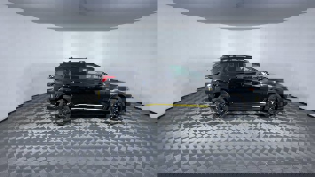 Vehicle image 6 of 27