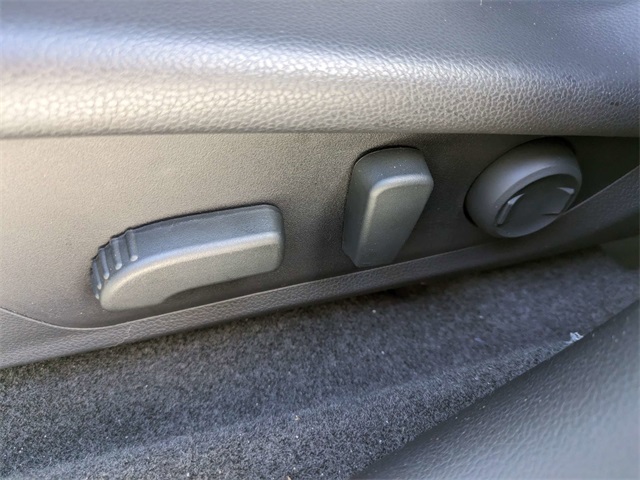 2025 Subaru Crosstrek Sport Image 18 of 30