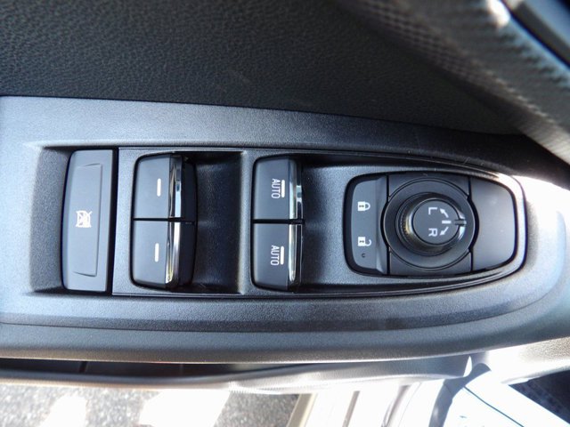 2025 Subaru Crosstrek Sport Image 15 of 19