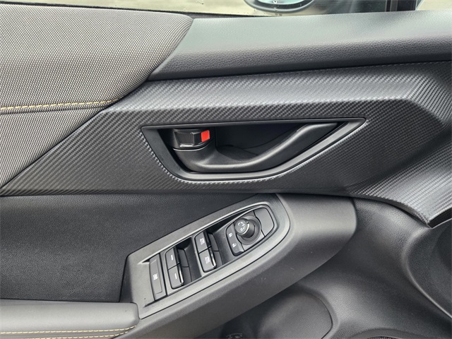 2025 Subaru Crosstrek Sport Image 13 of 15