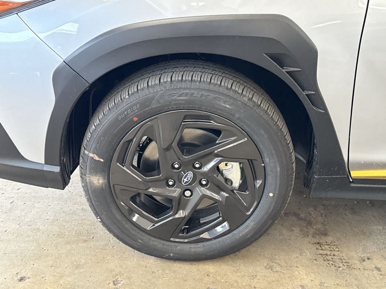 Vehicle image 11 of 29