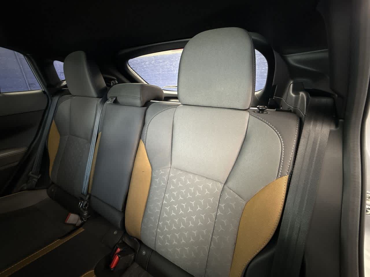 Vehicle image 22 of 29