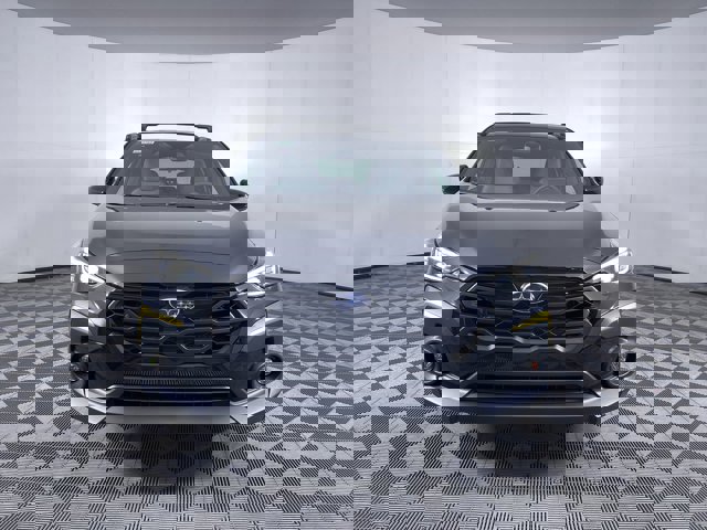 Vehicle image 3 of 28