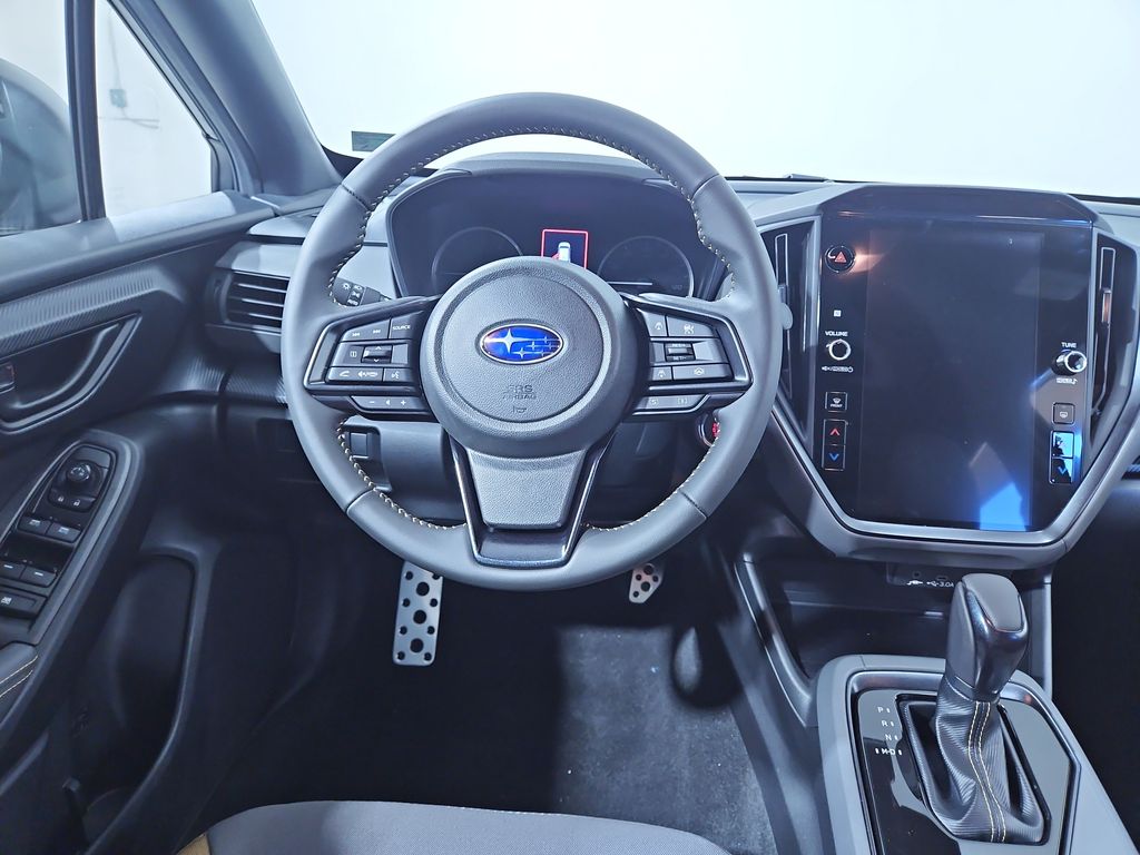 Vehicle image 14 of 28