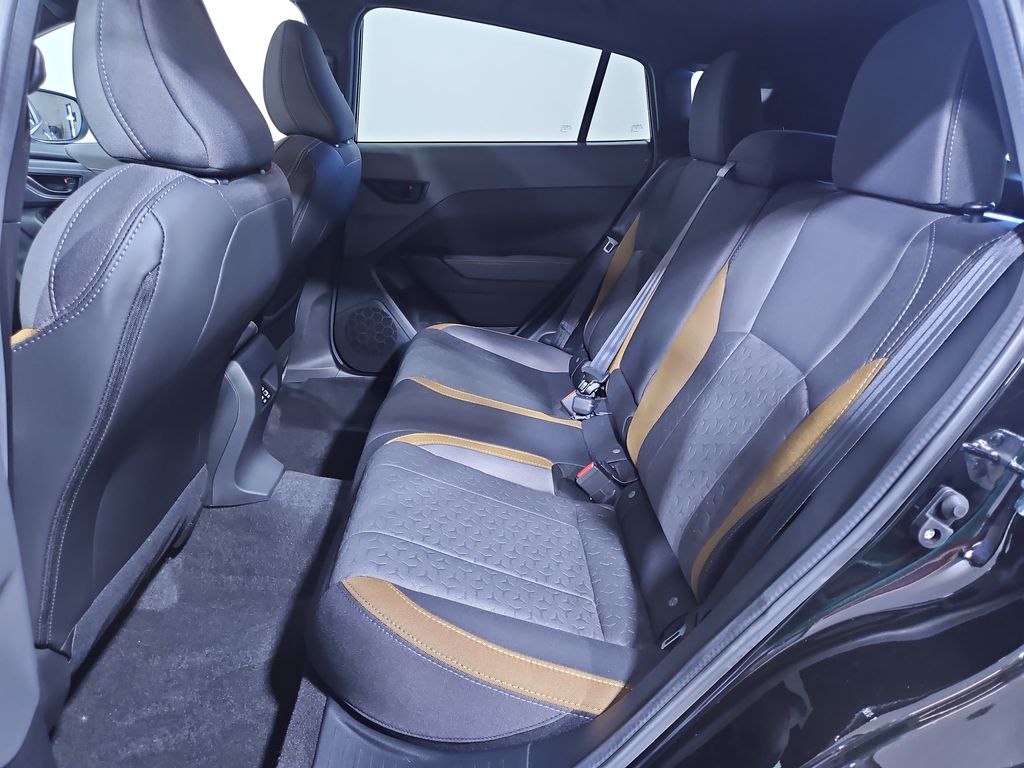 Vehicle image 11 of 28