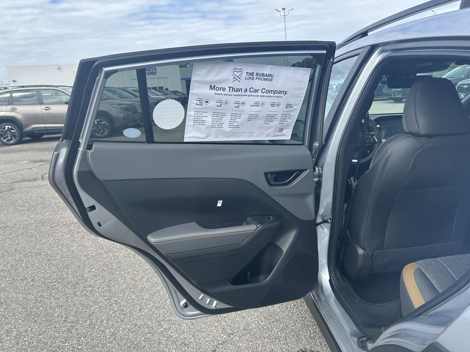 Vehicle image 29 of 36