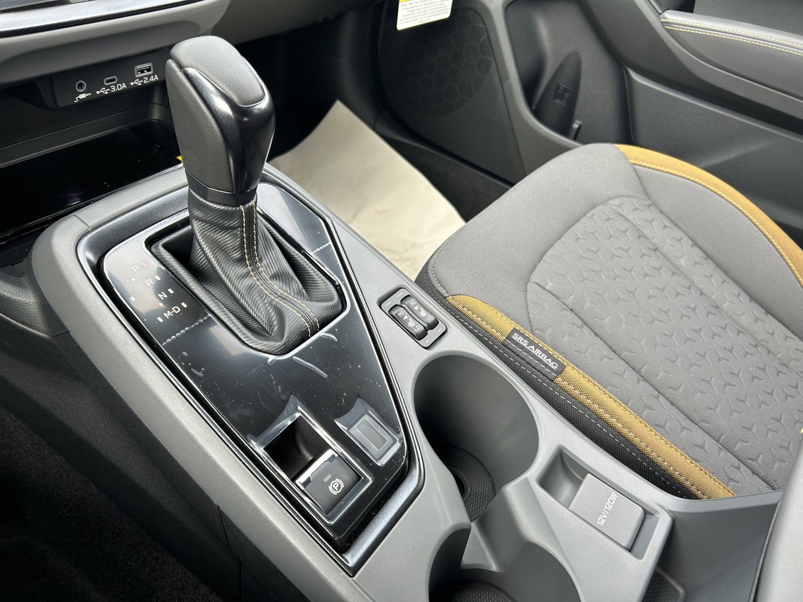 Vehicle image 24 of 36