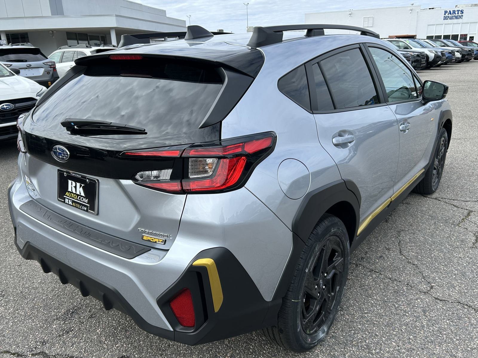 Vehicle image 9 of 36