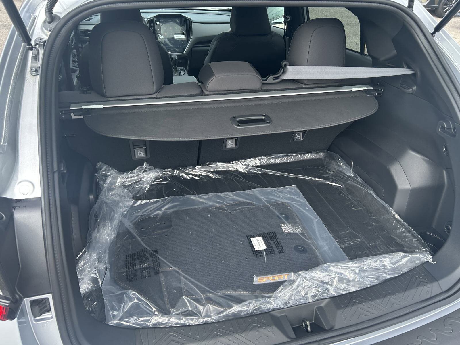 Vehicle image 35 of 36