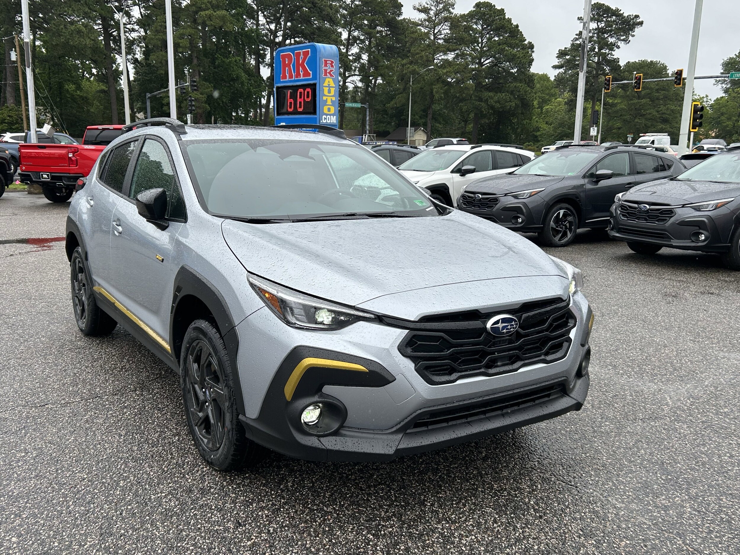 Vehicle image 5 of 32