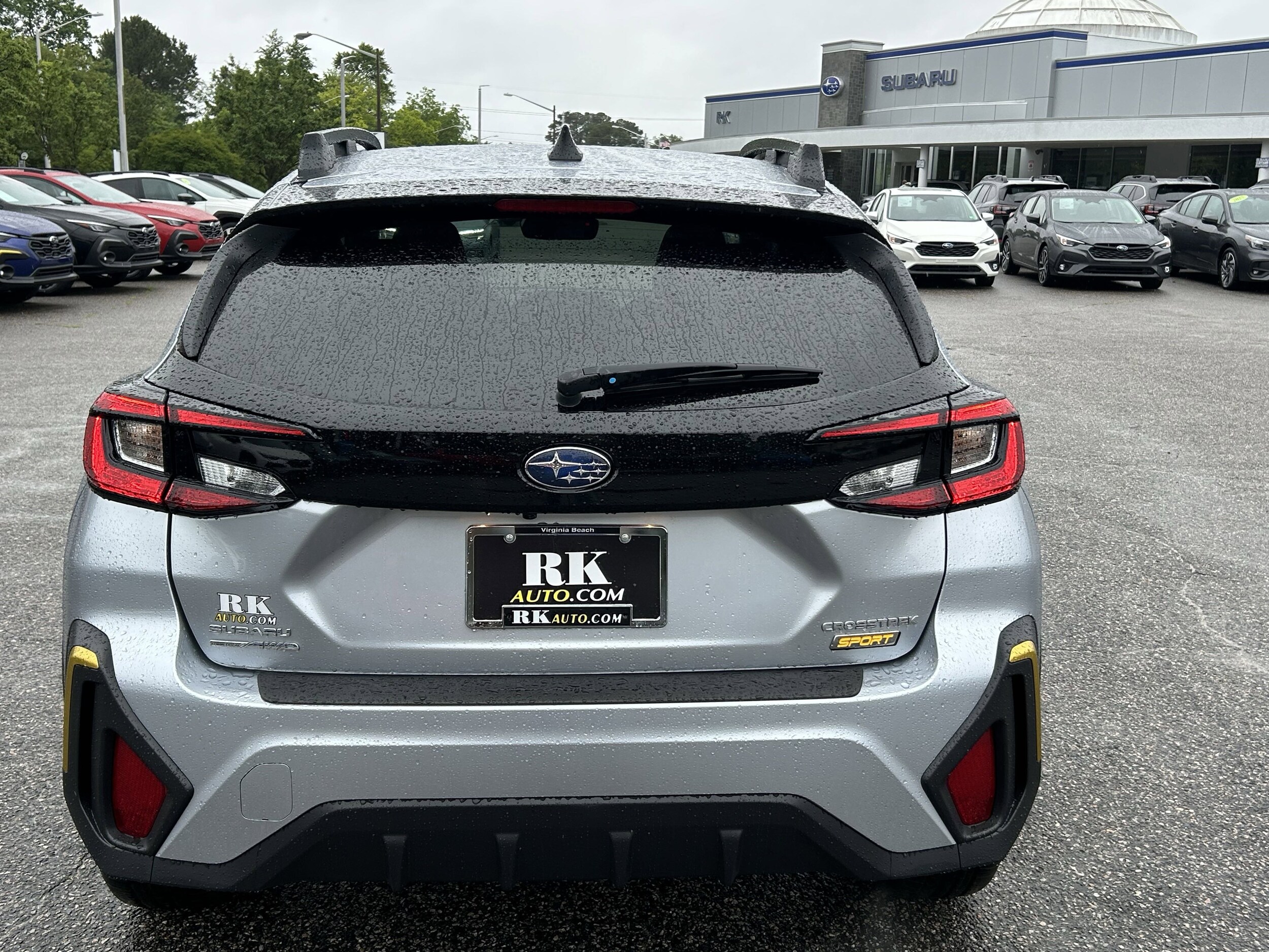 Vehicle image 11 of 32