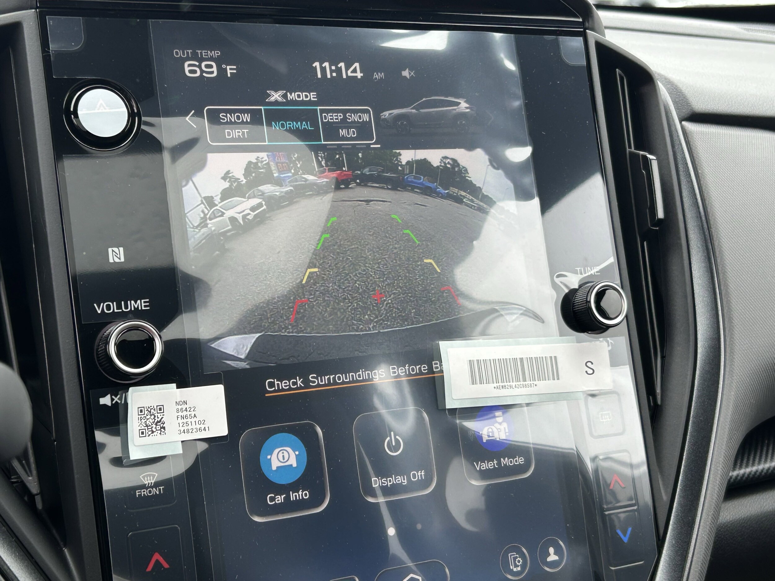 Vehicle image 23 of 32