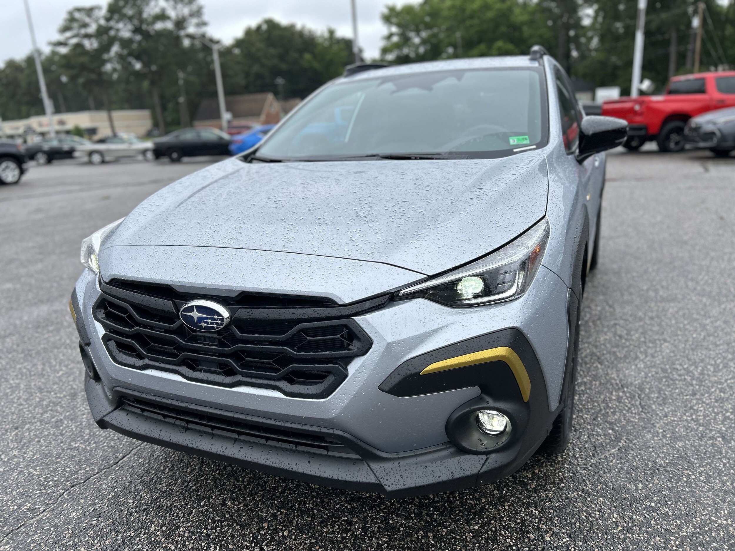 Vehicle image 2 of 32