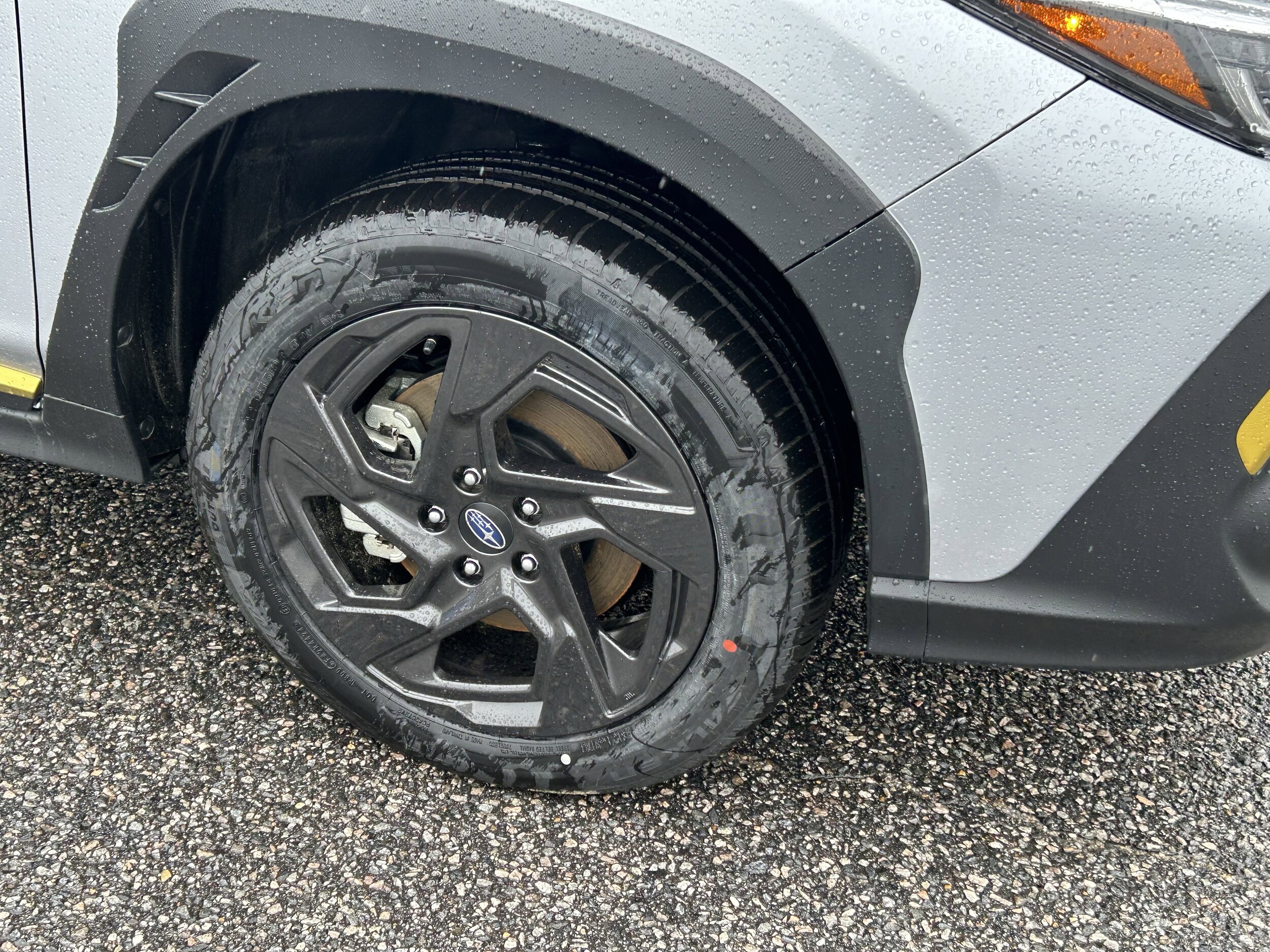 Vehicle image 14 of 32