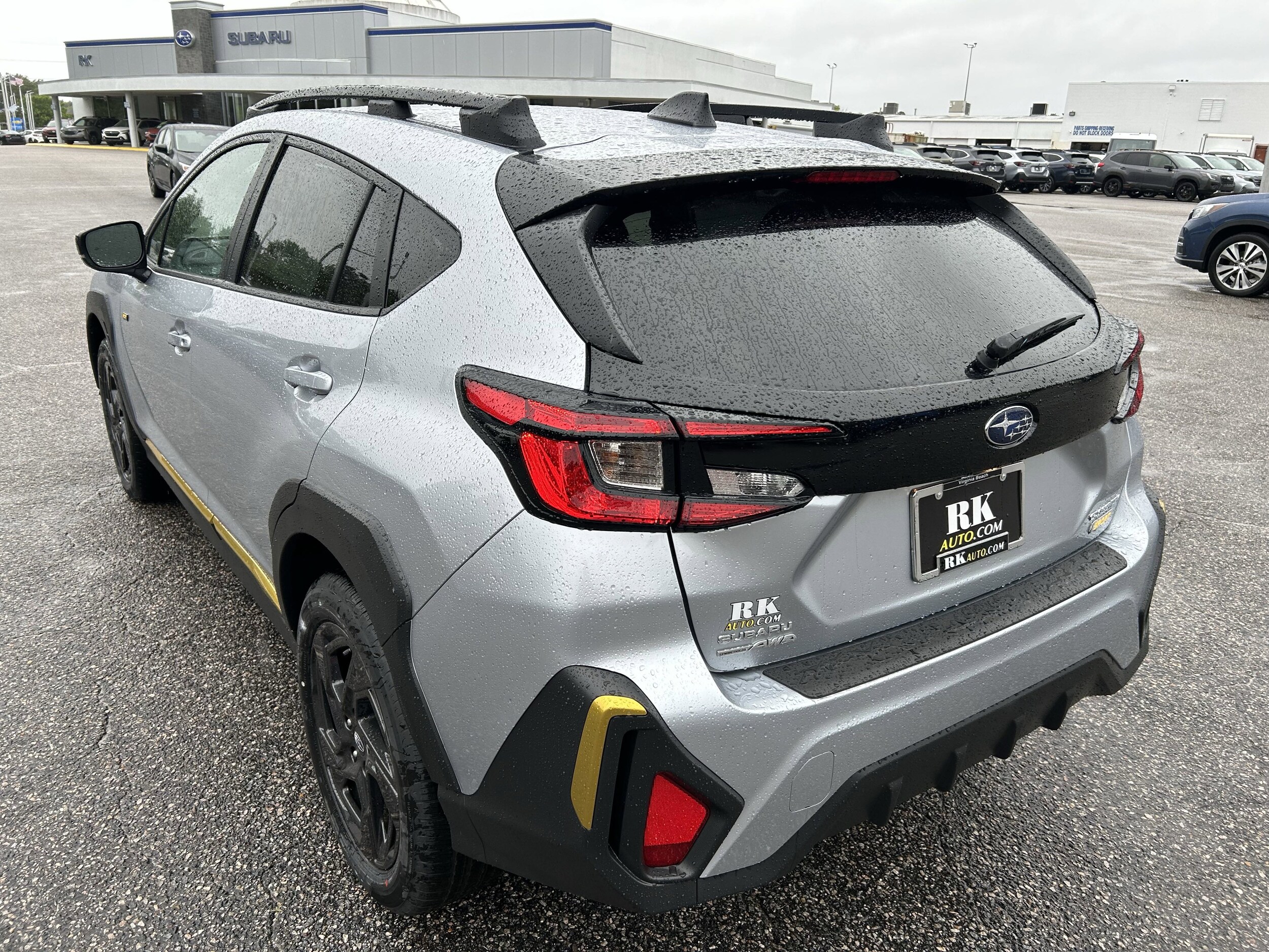 Vehicle image 12 of 32