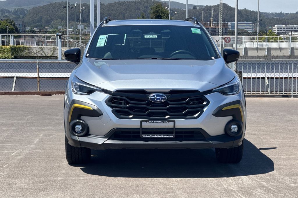 2025 Subaru Crosstrek Sport Image 2 of 42