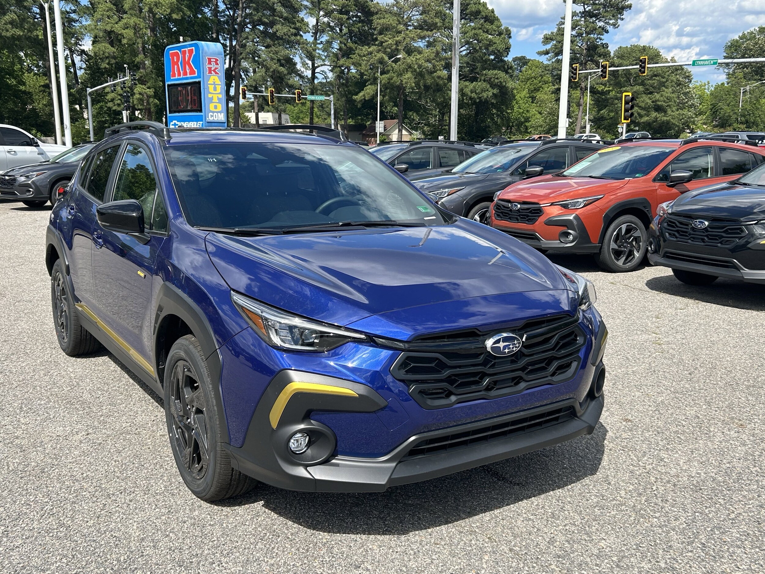 Vehicle image 7 of 36