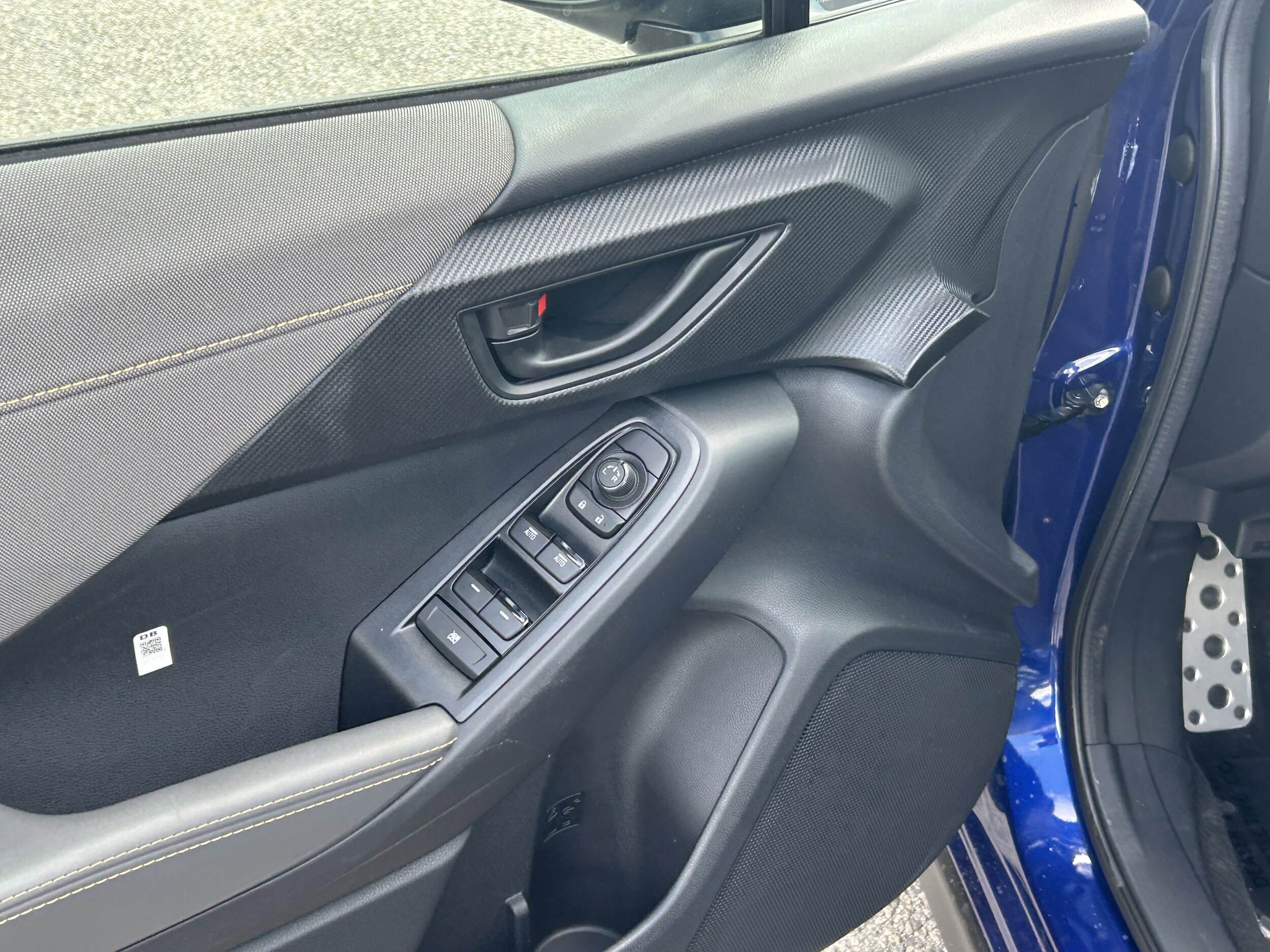Vehicle image 16 of 36