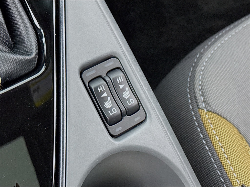 Vehicle image 18 of 30