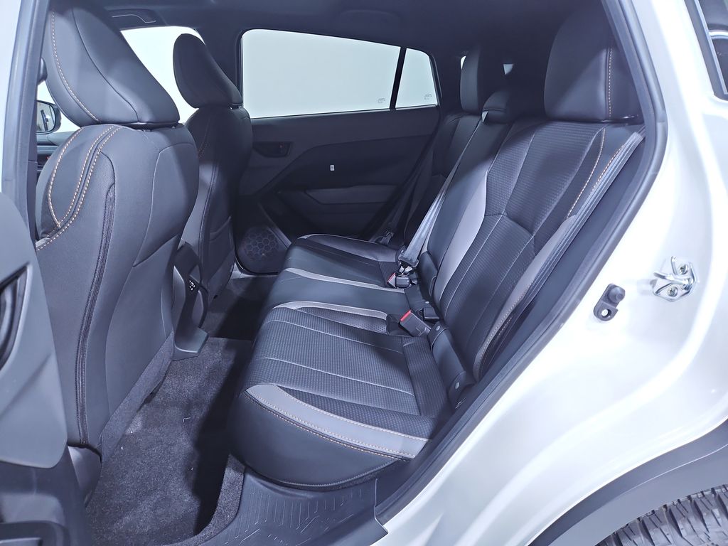 Vehicle image 24 of 29