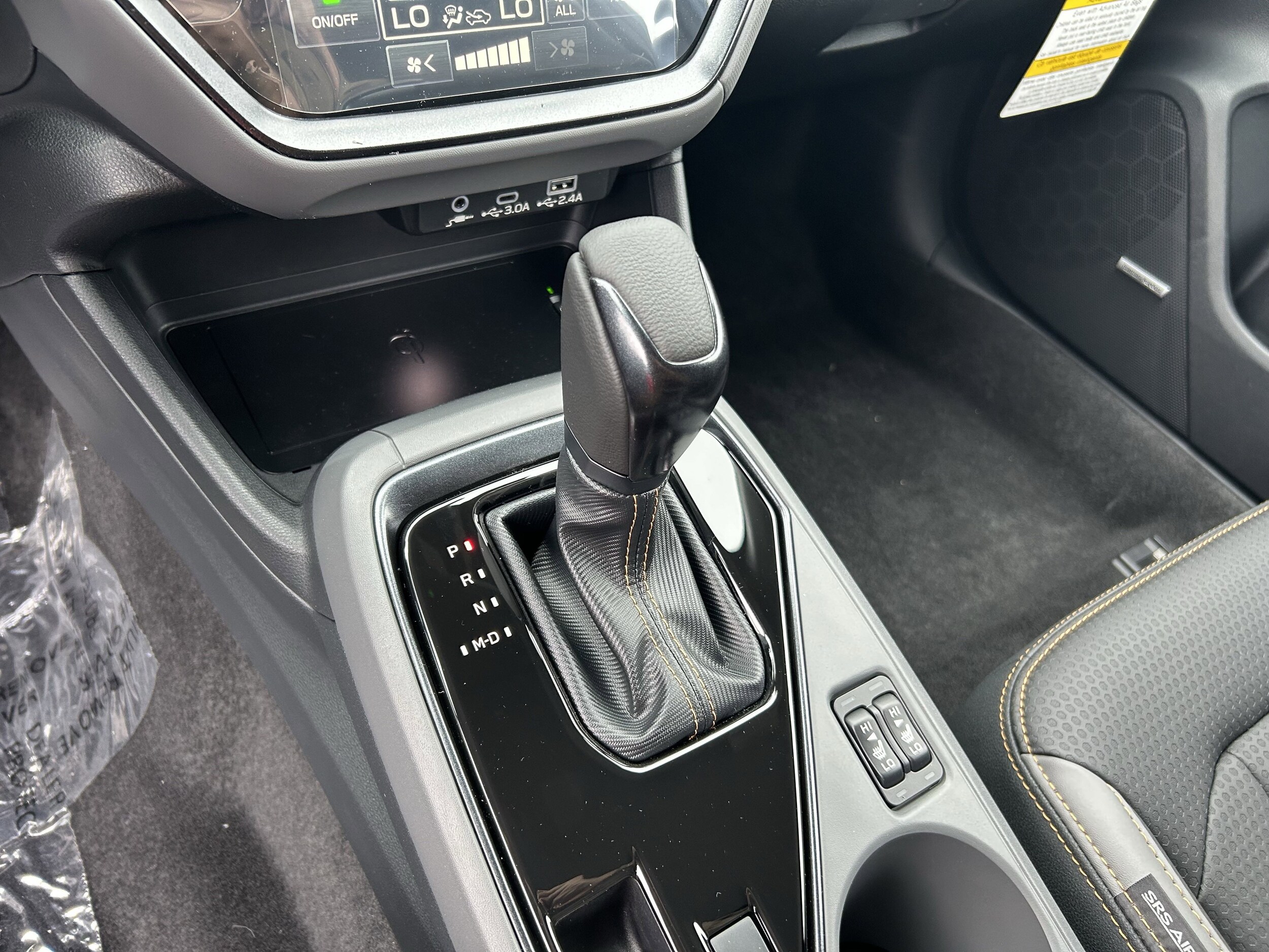 Vehicle image 24 of 34