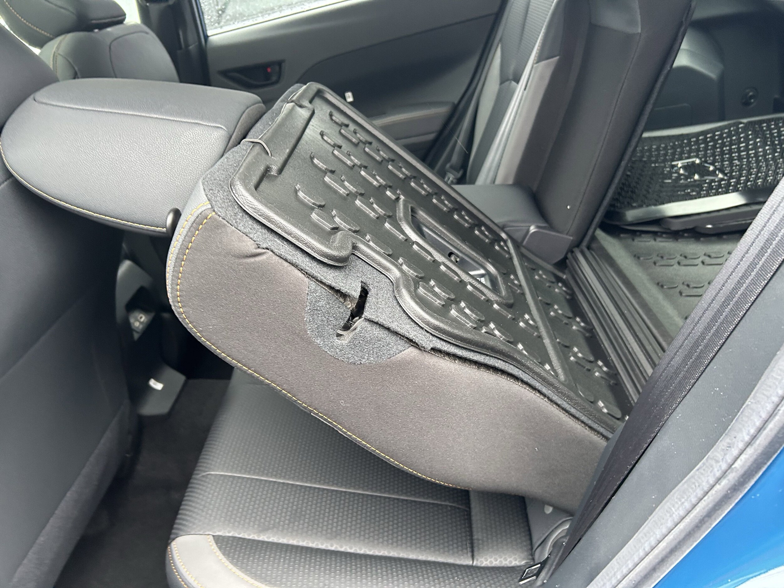 Vehicle image 31 of 34