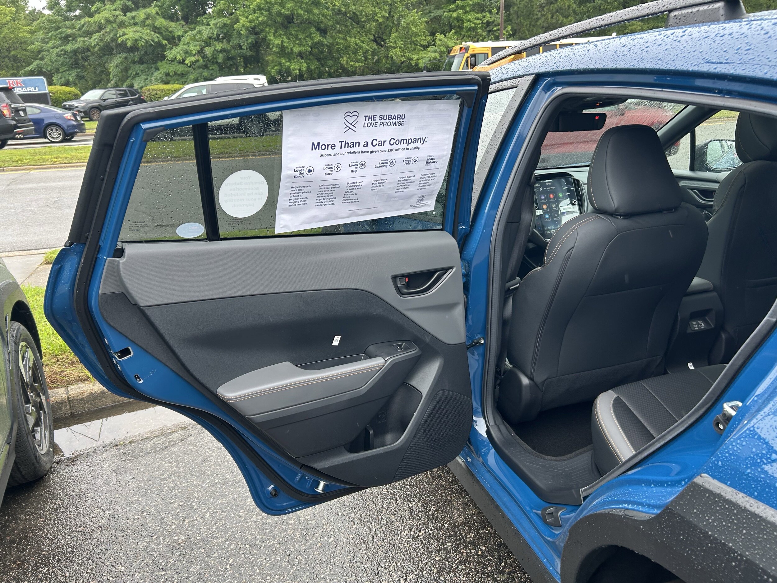 Vehicle image 26 of 34