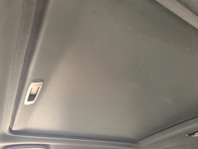 Vehicle image 22 of 24