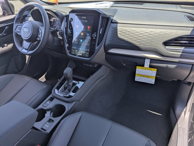 Vehicle image 13 of 24