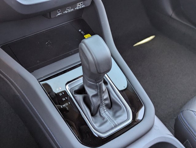 Vehicle image 21 of 24