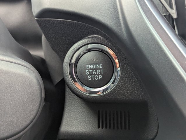 Vehicle image 23 of 24