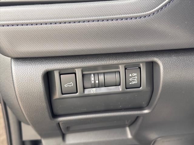 Vehicle image 20 of 29