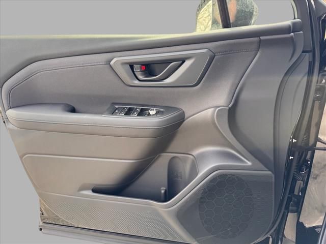Vehicle image 21 of 29