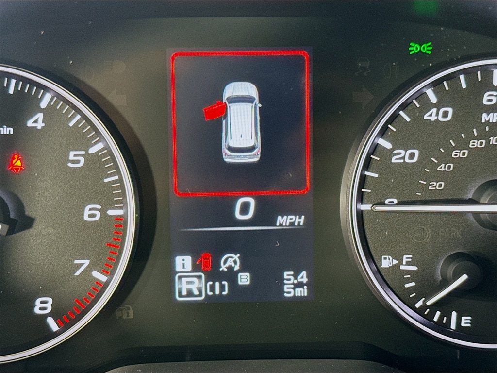 Vehicle image 12 of 32