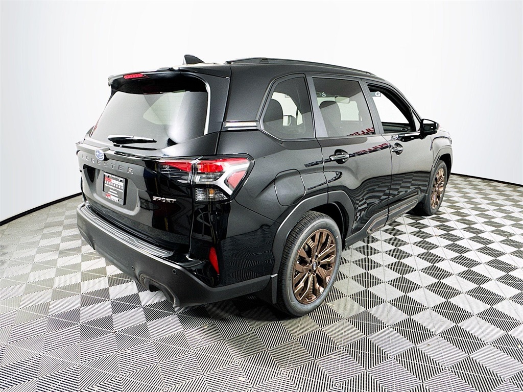 Vehicle image 5 of 32