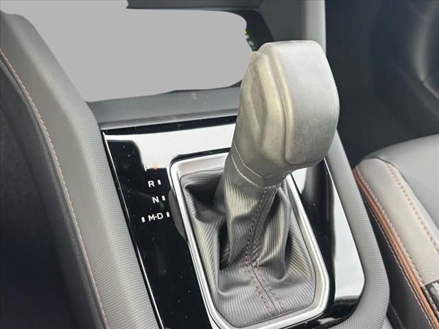 Vehicle image 14 of 23