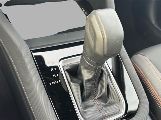 Vehicle image 9 of 23