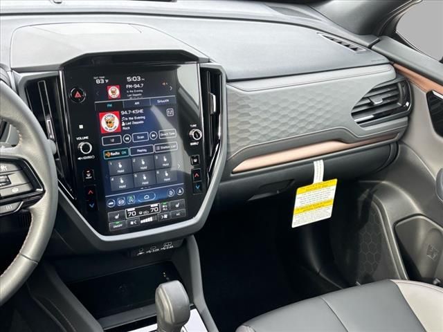 Vehicle image 7 of 23