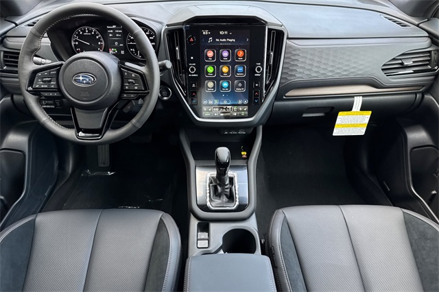 Vehicle image 10 of 23